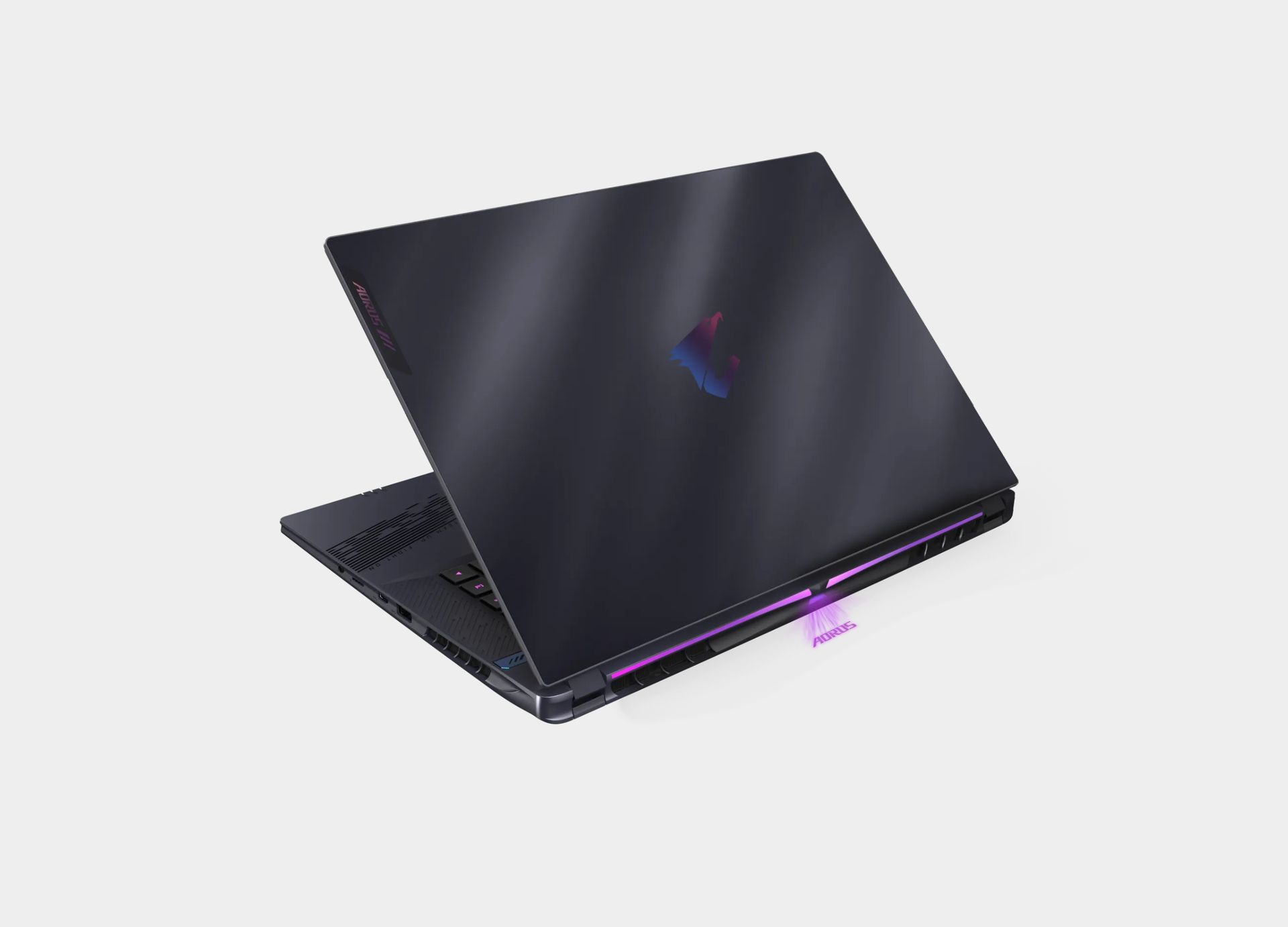 AORUS 16X 9SG 2024