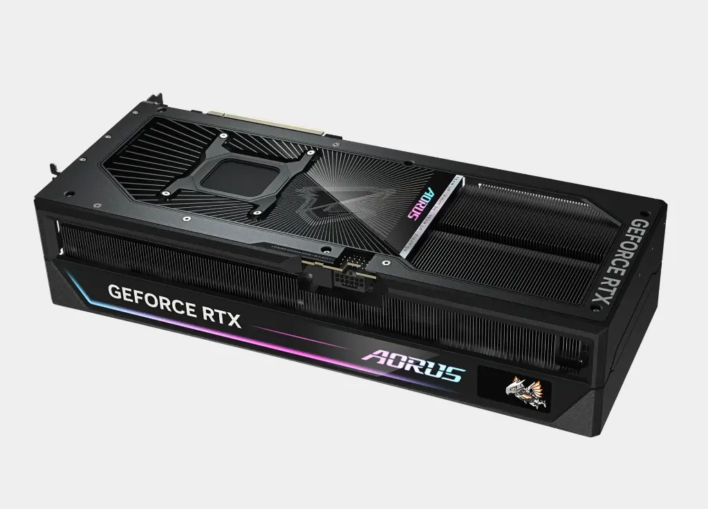 AORUS GeForce RTX™ 5090 MASTER 32G (9).webp