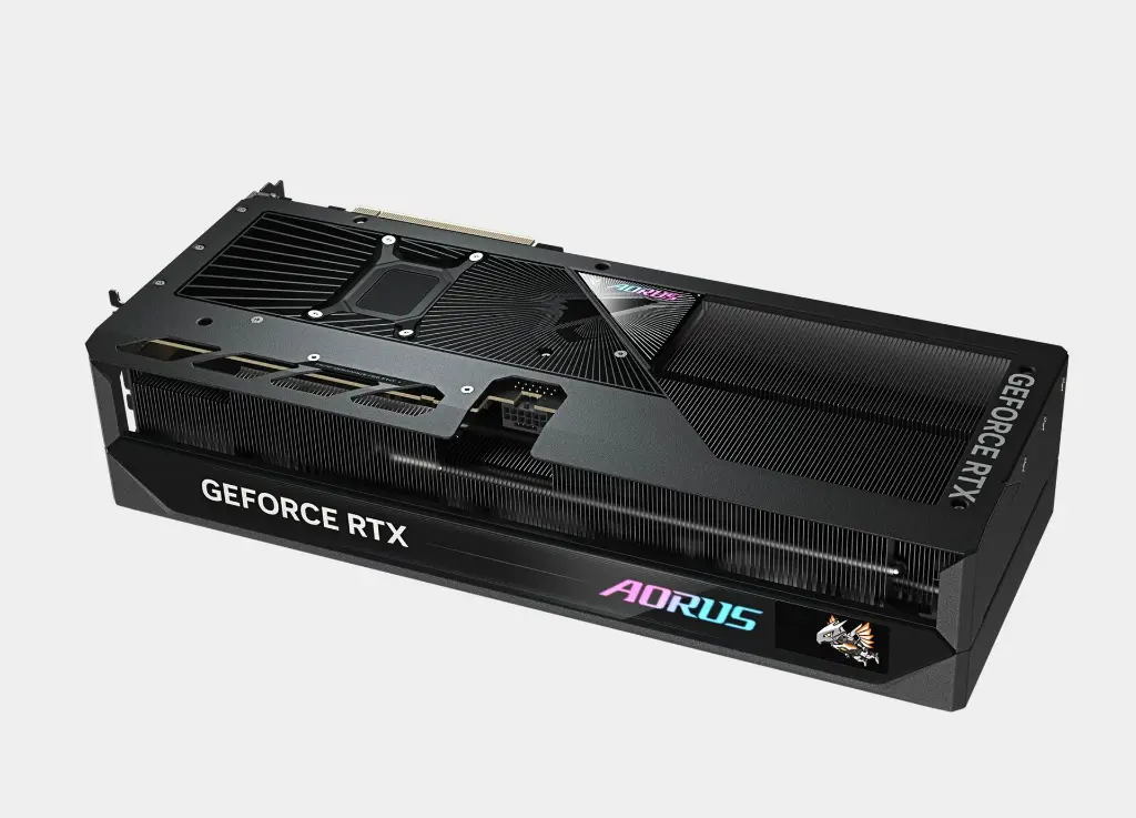 AORUS GeForce RTX™ 5080 MASTER 16G (3).webp