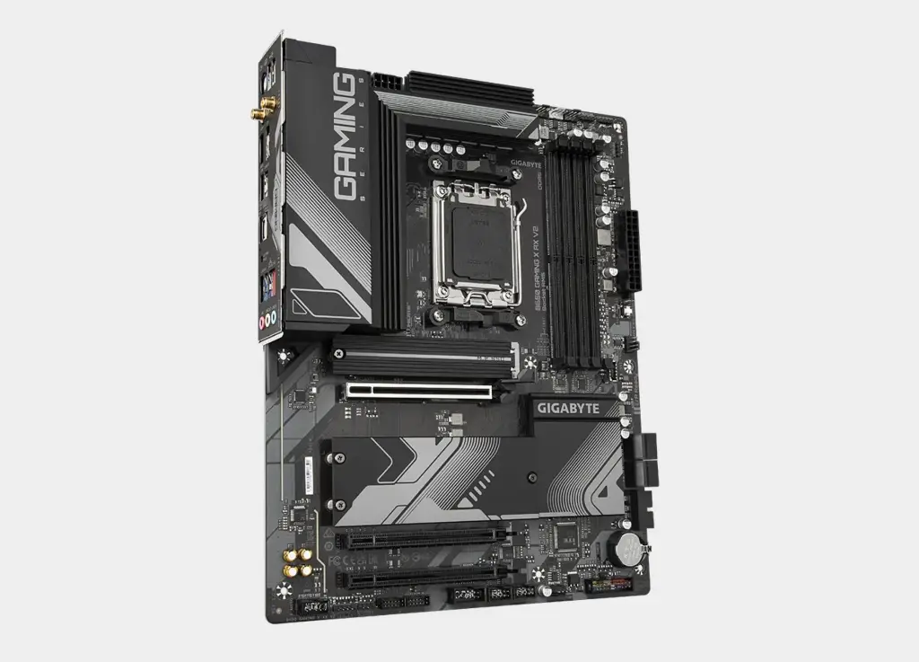 GIGABYTE B650 GAMING X AX V2 (rev. 1 (3).webp