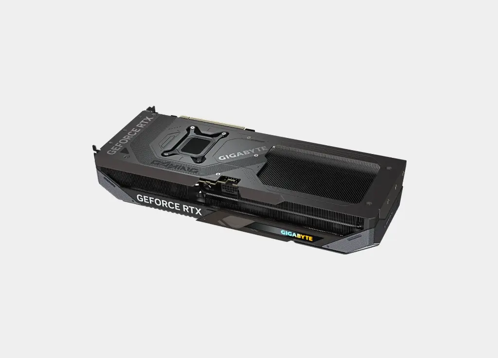 GIGABYTE GeForce RTX™ 5070 GAMING OC 12G (6).webp